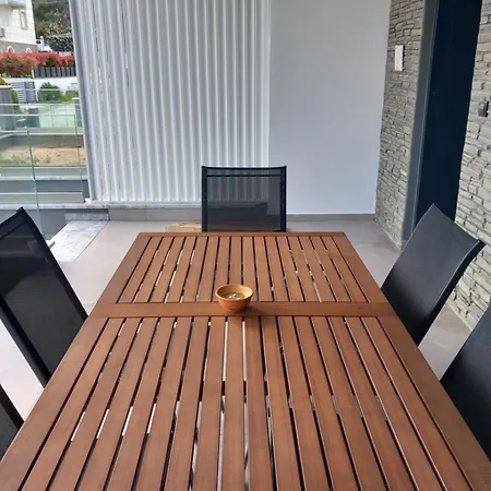 וילה Silvi House *