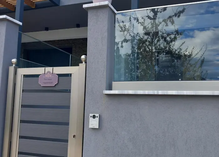 别墅 Silvi House *